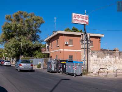 Per scorgere il torrino bisogna imboccare via Napoli dal centro cittadino: 50 metri prima dell�incrocio con via Ammiraglio Caracciolo, vedremo innalzarsi la struttura sulla nostra destra 